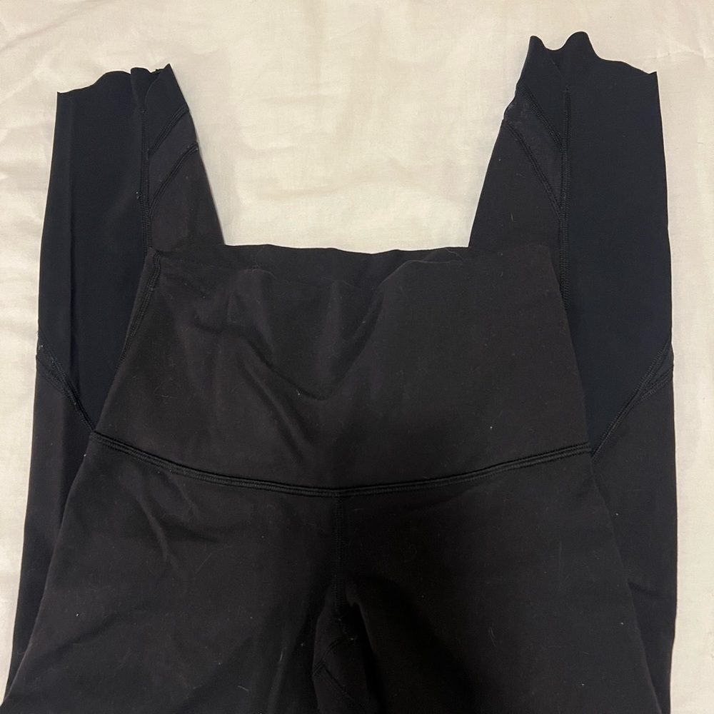 LULULEMON BLACK MESH CROP LEGGING